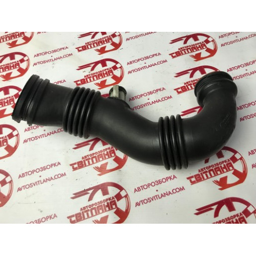 Патрубок воздушного фильтра Citroen Berlingo 1.6 HDI 2003-2008 9656953680